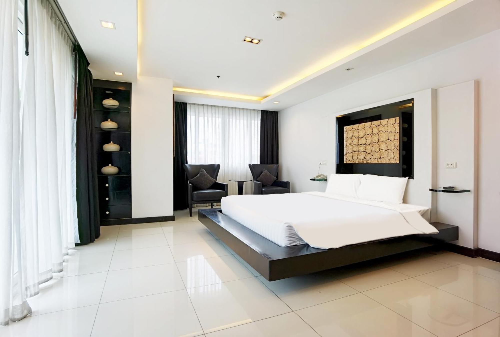 Nova Suites Pattaya By Compass Hospitality Екстериор снимка