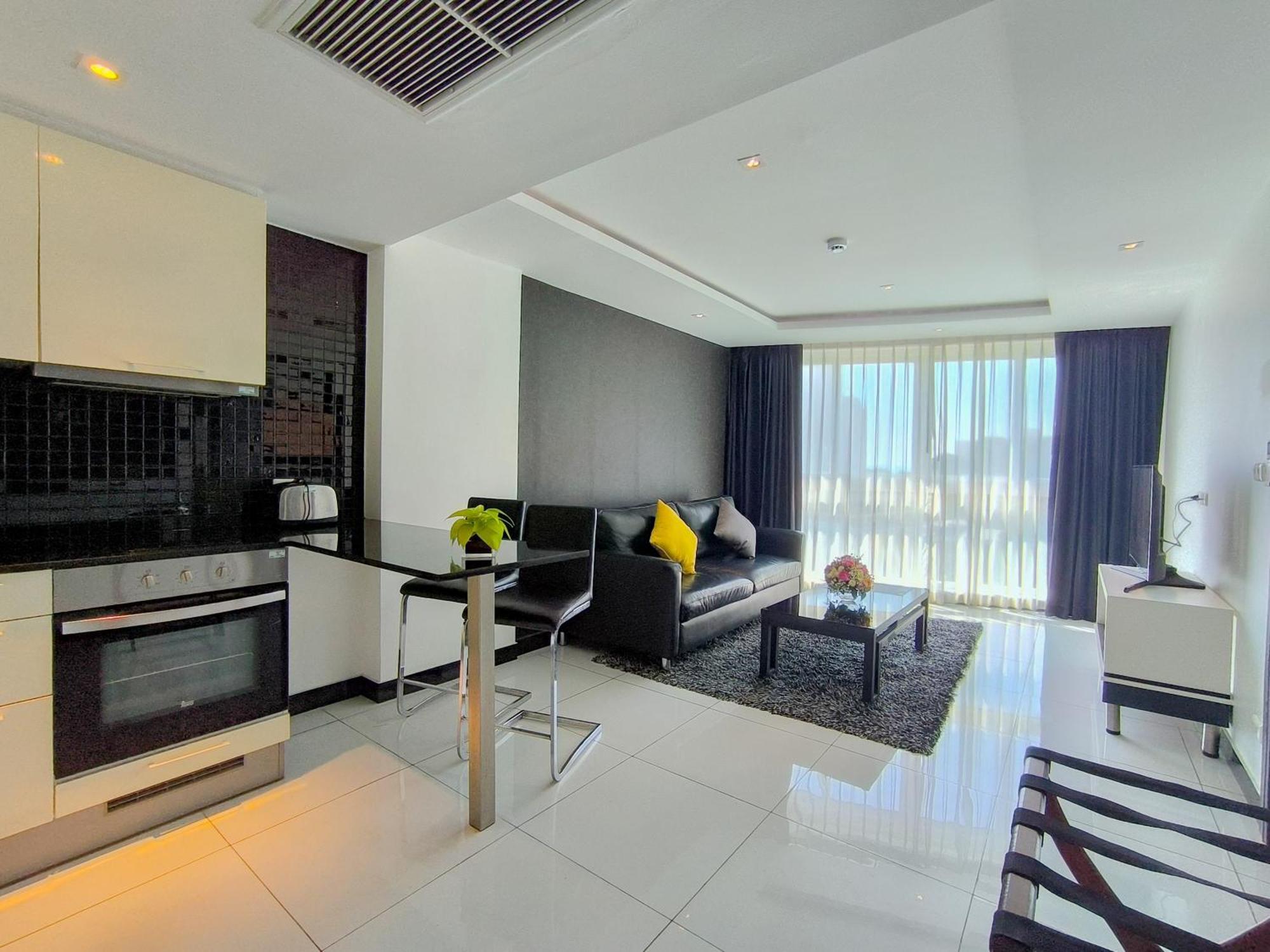 Nova Suites Pattaya By Compass Hospitality Екстериор снимка