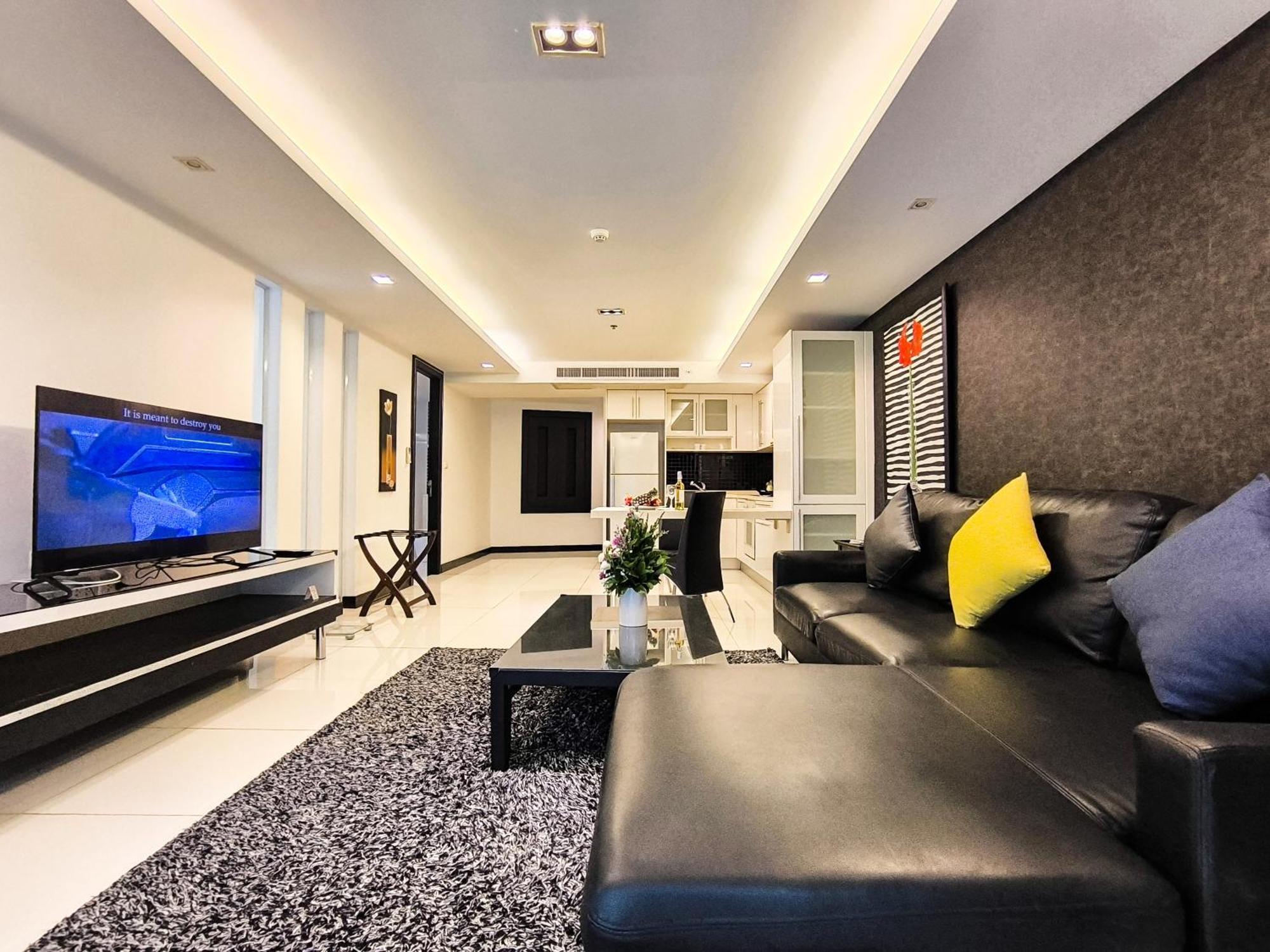 Nova Suites Pattaya By Compass Hospitality Екстериор снимка