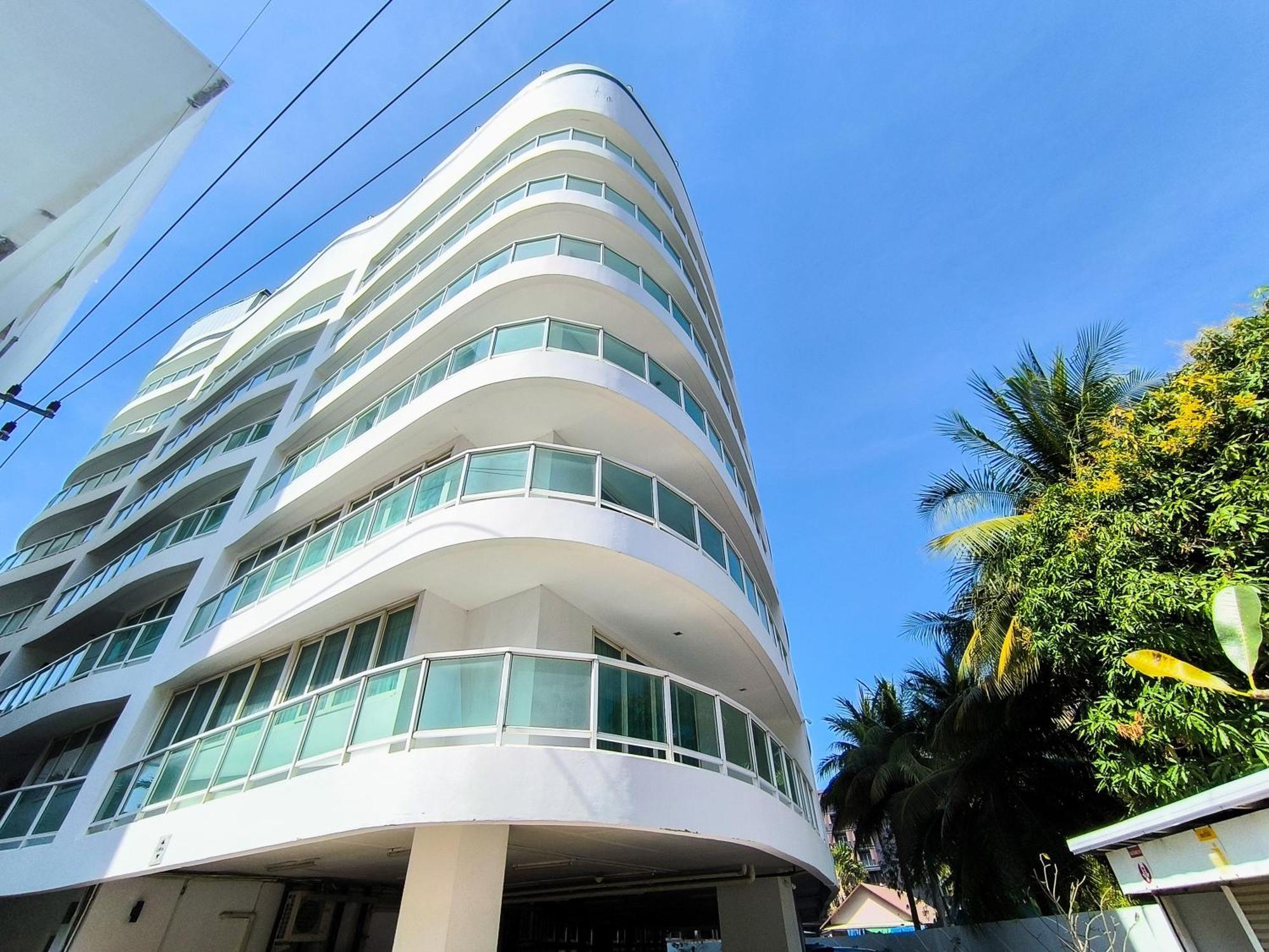 Nova Suites Pattaya By Compass Hospitality Екстериор снимка