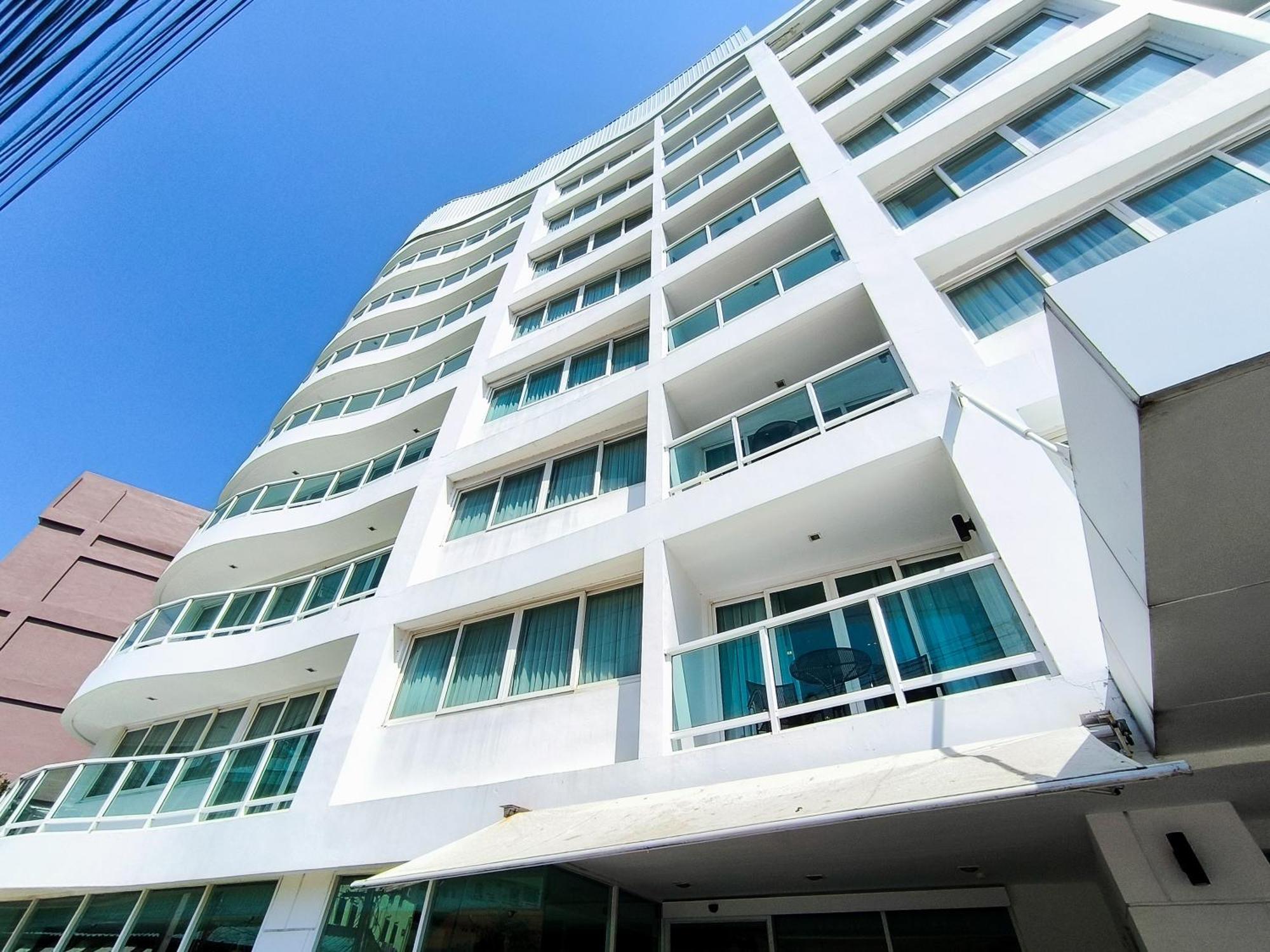 Nova Suites Pattaya By Compass Hospitality Екстериор снимка