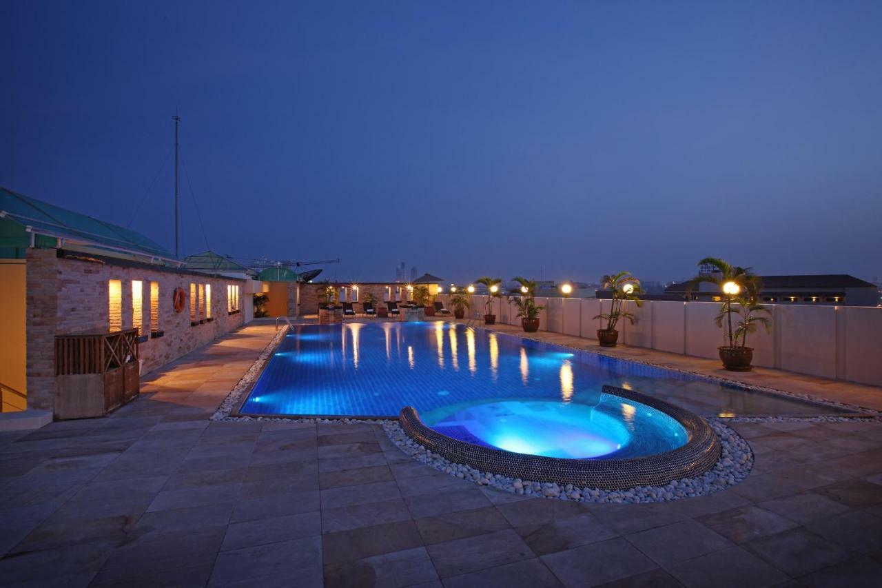 Nova Suites Pattaya By Compass Hospitality Екстериор снимка